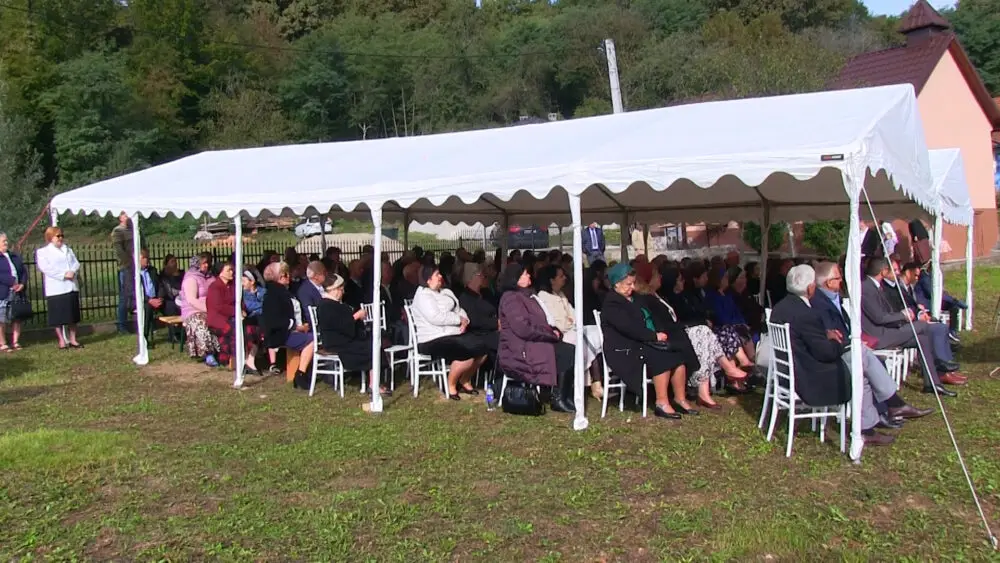 VIDEO: Sărbătoare în comunitatea penticostală din Buzaș