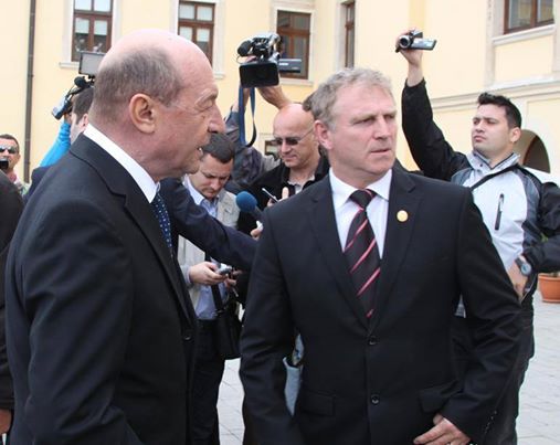 ELECTORAL: Lupta pentru europarlamentare se dă între PSD și PMP