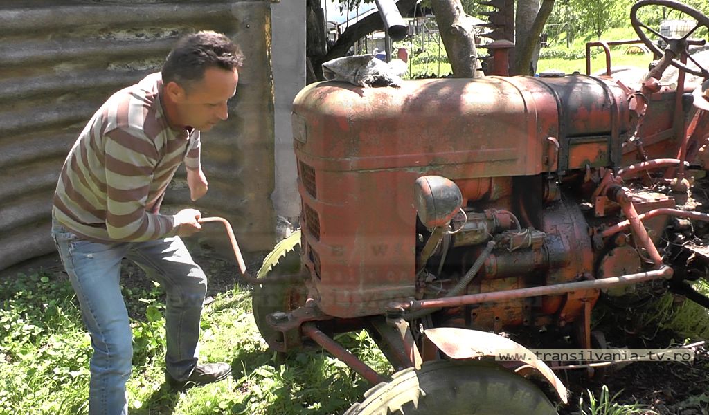Agricultură cu obiecte de muzeu, pe Valea Someşului (VIDEO)